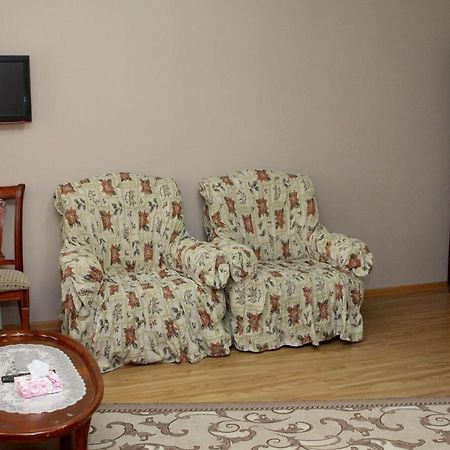 기우므리 Golden Apricot B&B 외부 사진