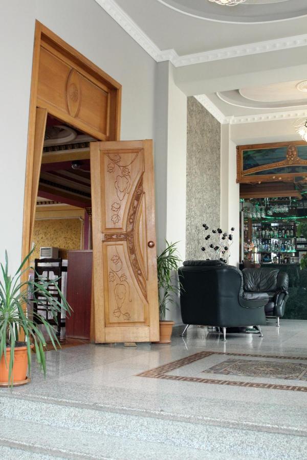 기우므리 Golden Apricot B&B 외부 사진
