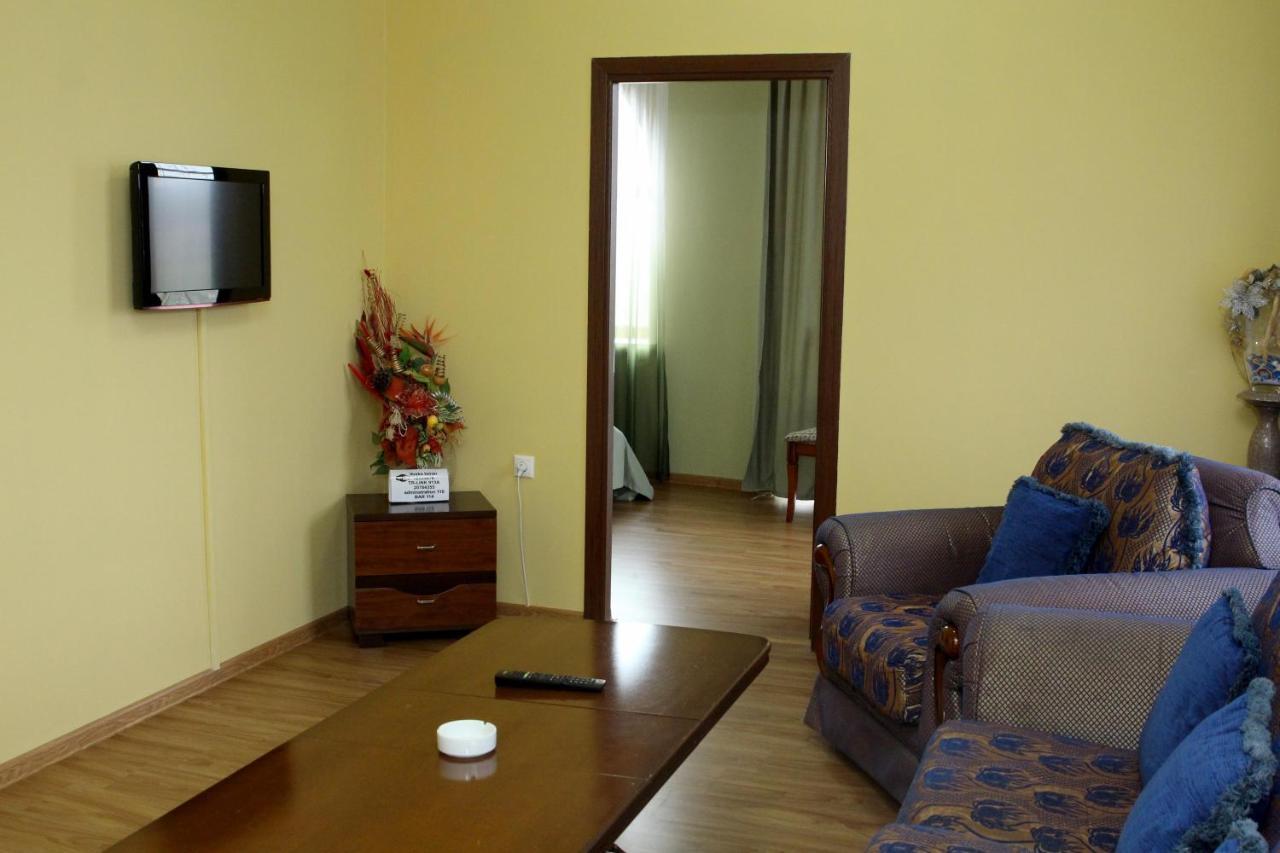 기우므리 Golden Apricot B&B 외부 사진